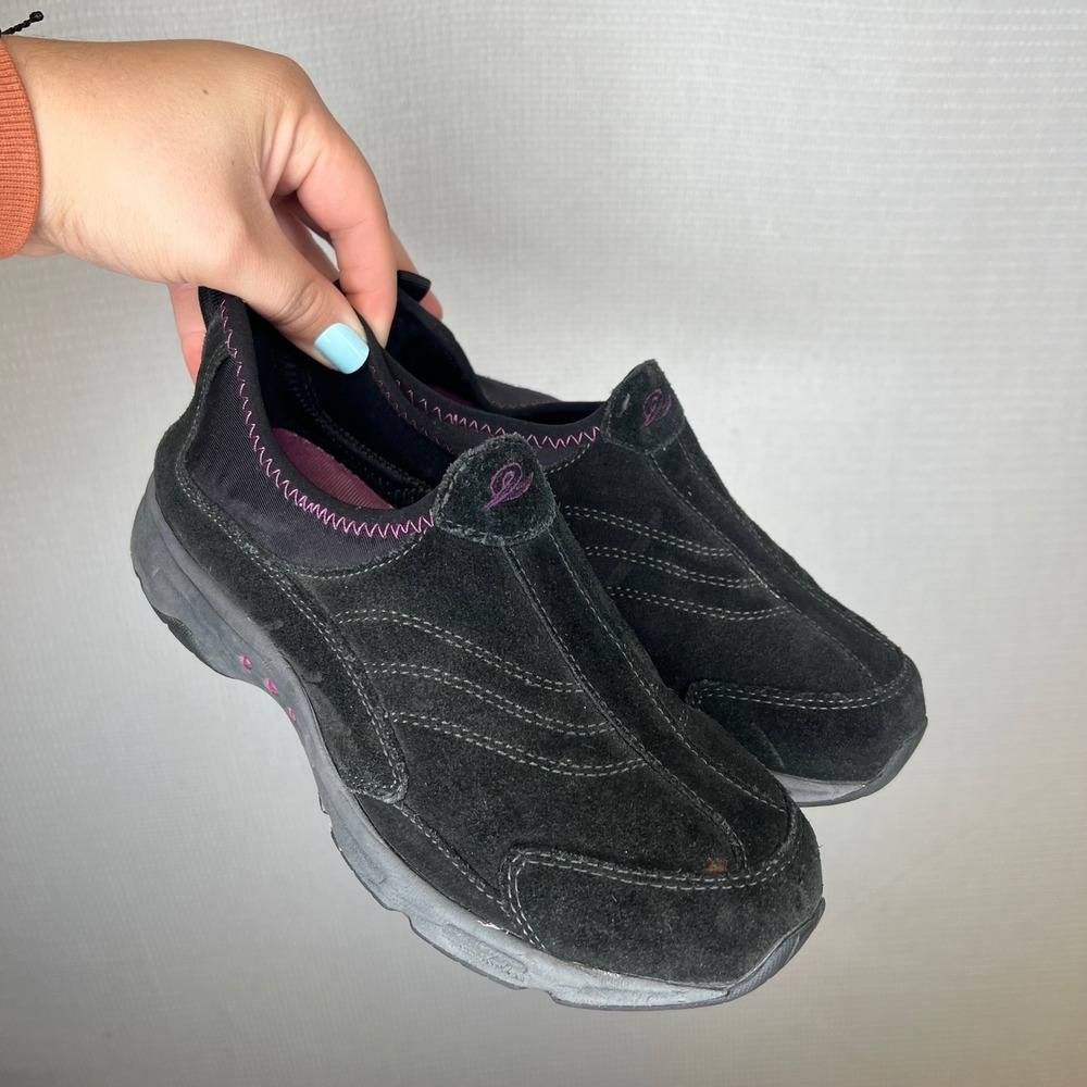 Easy Spirit Womens Black Suede Slip On Walking Shoes Purple Size 7.5